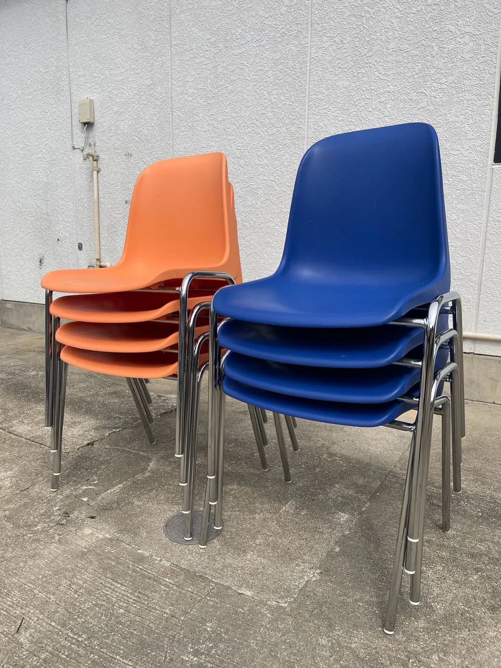 オーナー提供の取扱品写真：スタッキングチェア