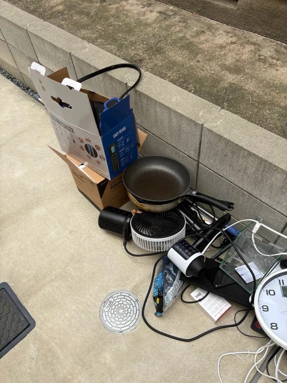 搬出した調理器具や小型家電
