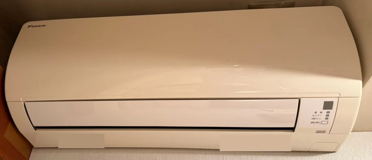 壁掛け型の空調機器