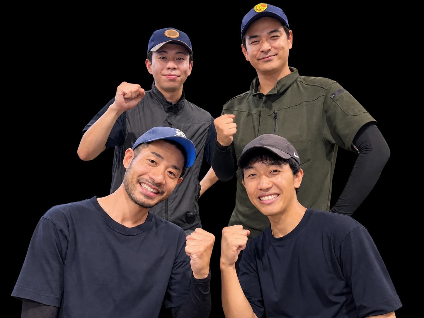アトムズのスタッフ4名の写真を合成したビジュアル